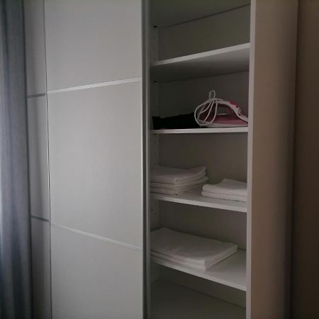 Petrani Suite 1 Néa Péramos Εξωτερικό φωτογραφία