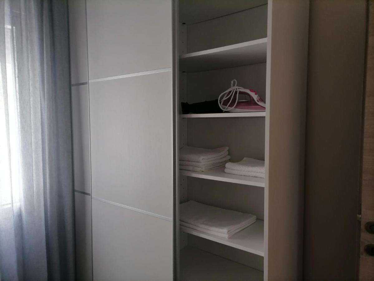 Petrani Suite 1 Néa Péramos Εξωτερικό φωτογραφία