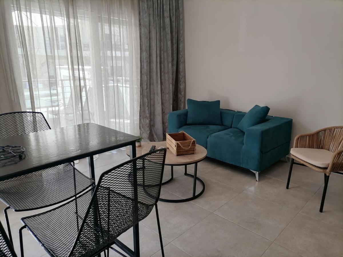 Petrani Suite 1 Néa Péramos Εξωτερικό φωτογραφία