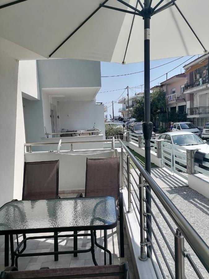 Petrani Suite 1 Néa Péramos Εξωτερικό φωτογραφία