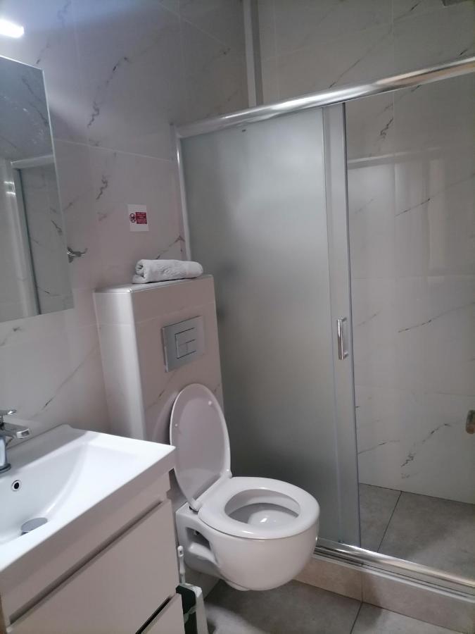 Petrani Suite 1 Néa Péramos Εξωτερικό φωτογραφία