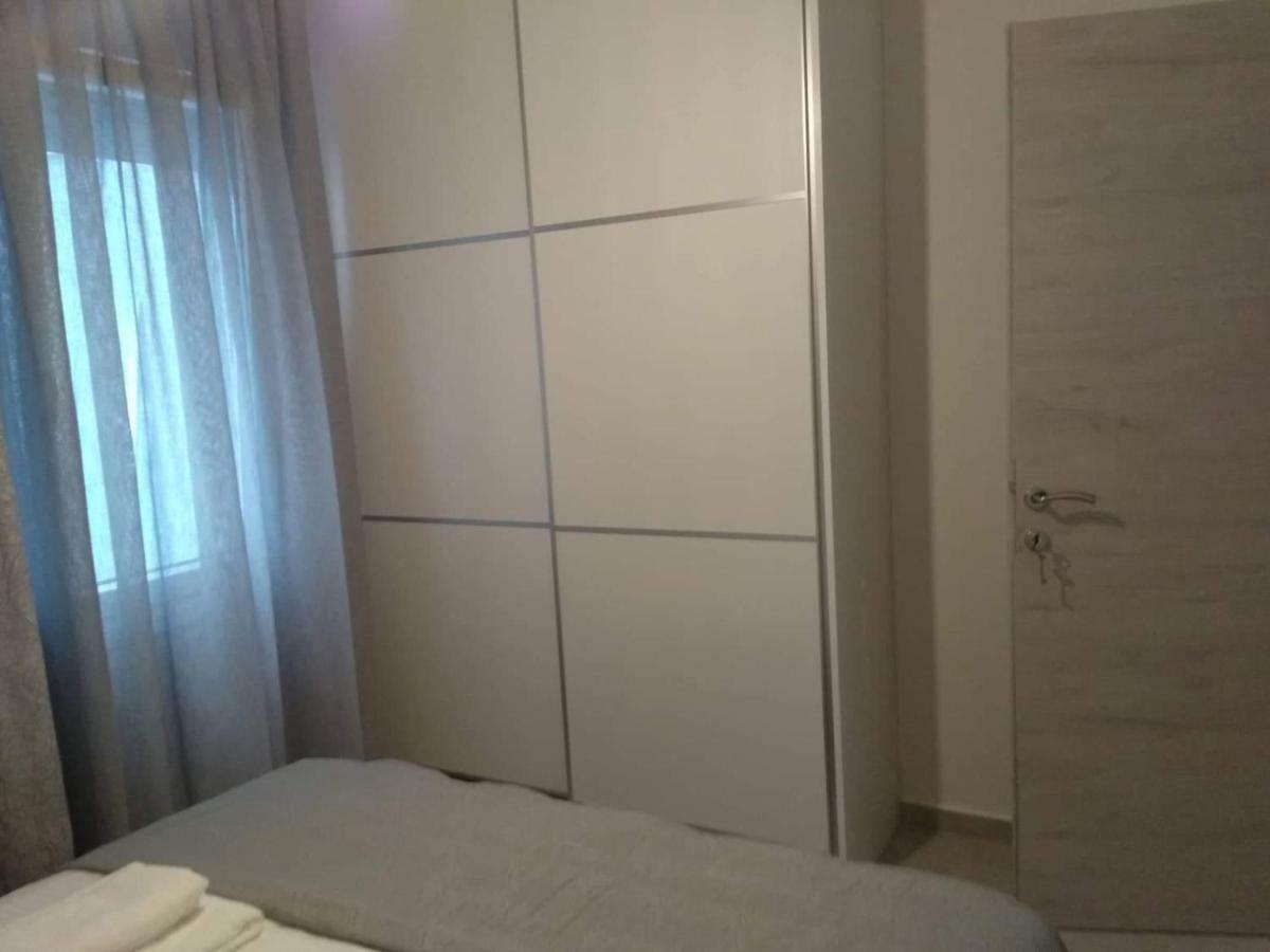 Petrani Suite 1 Néa Péramos Εξωτερικό φωτογραφία