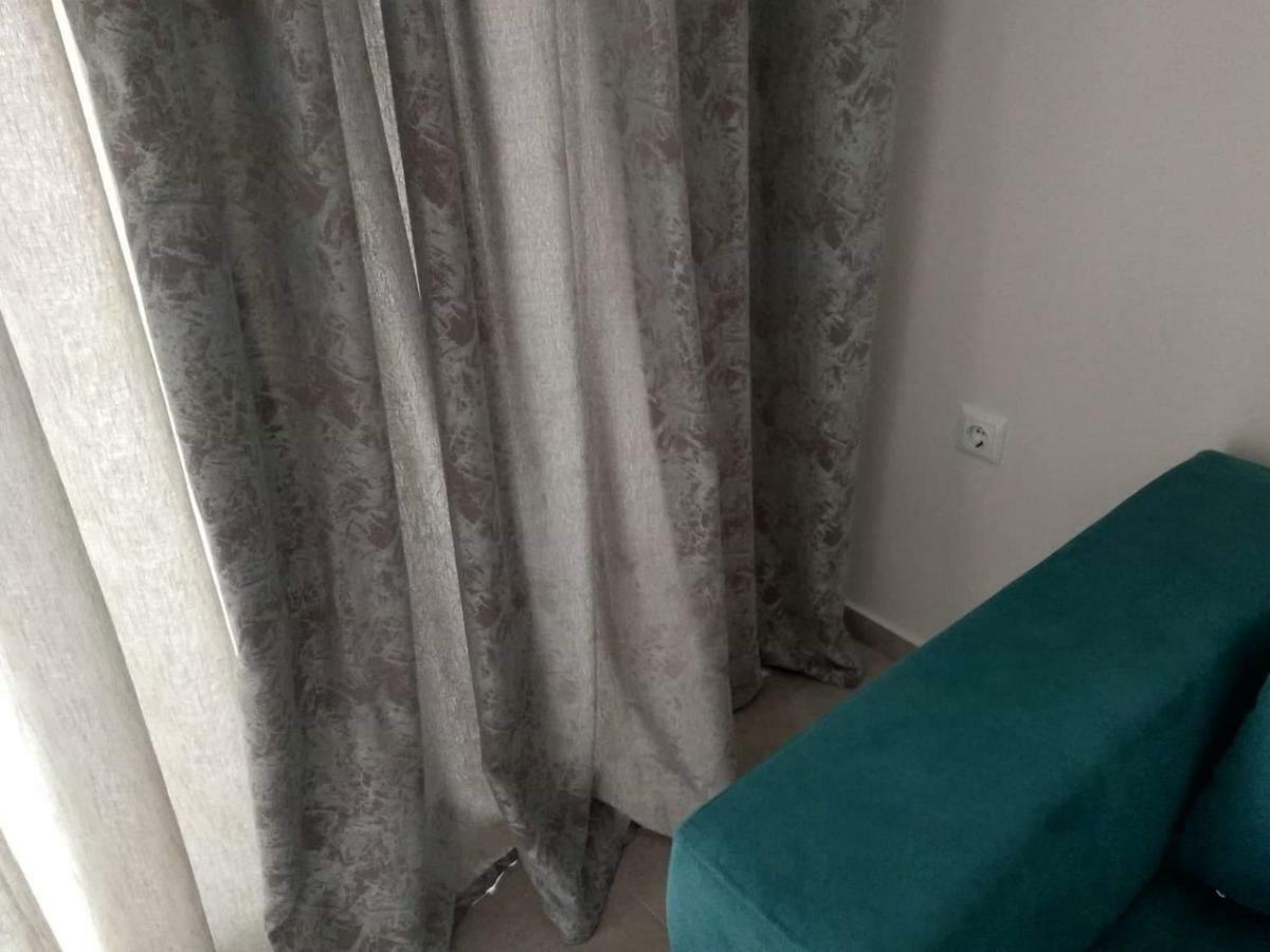 Petrani Suite 1 Néa Péramos Εξωτερικό φωτογραφία
