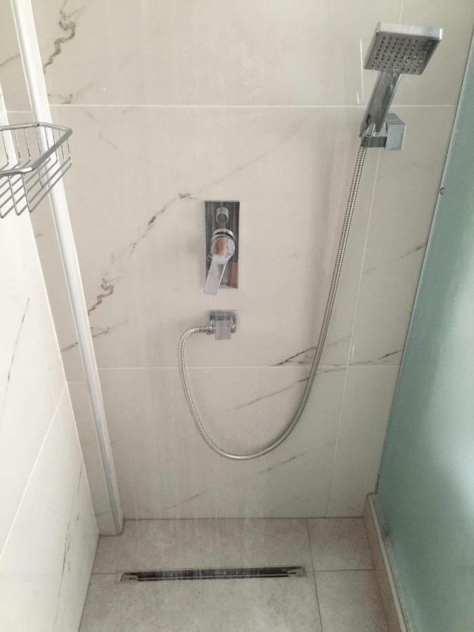 Petrani Suite 1 Néa Péramos Εξωτερικό φωτογραφία