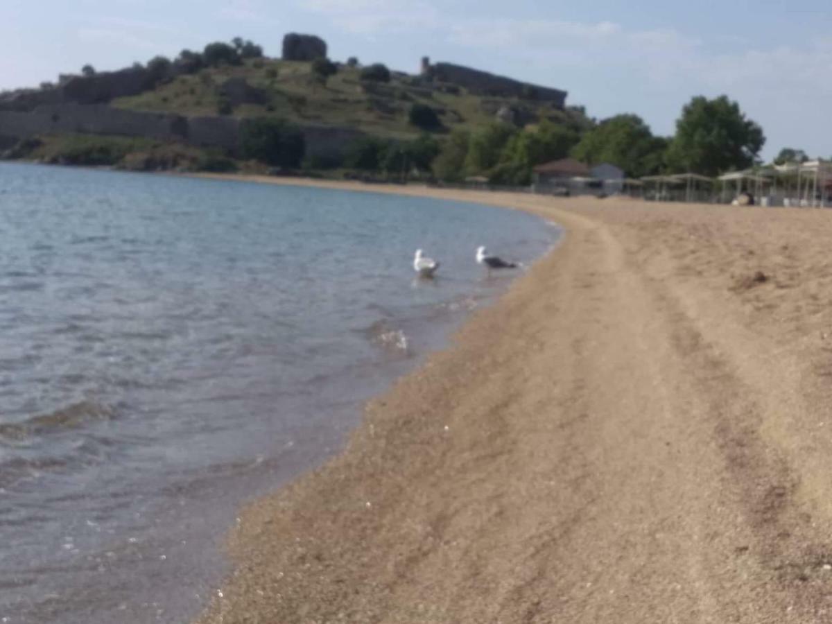 Petrani Suite 1 Néa Péramos Εξωτερικό φωτογραφία