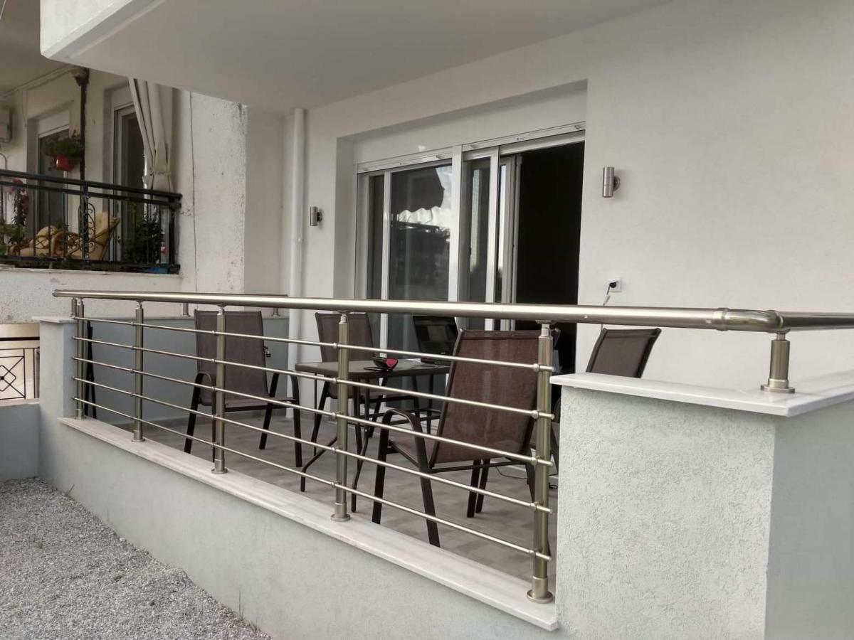 Petrani Suite 1 Néa Péramos Εξωτερικό φωτογραφία